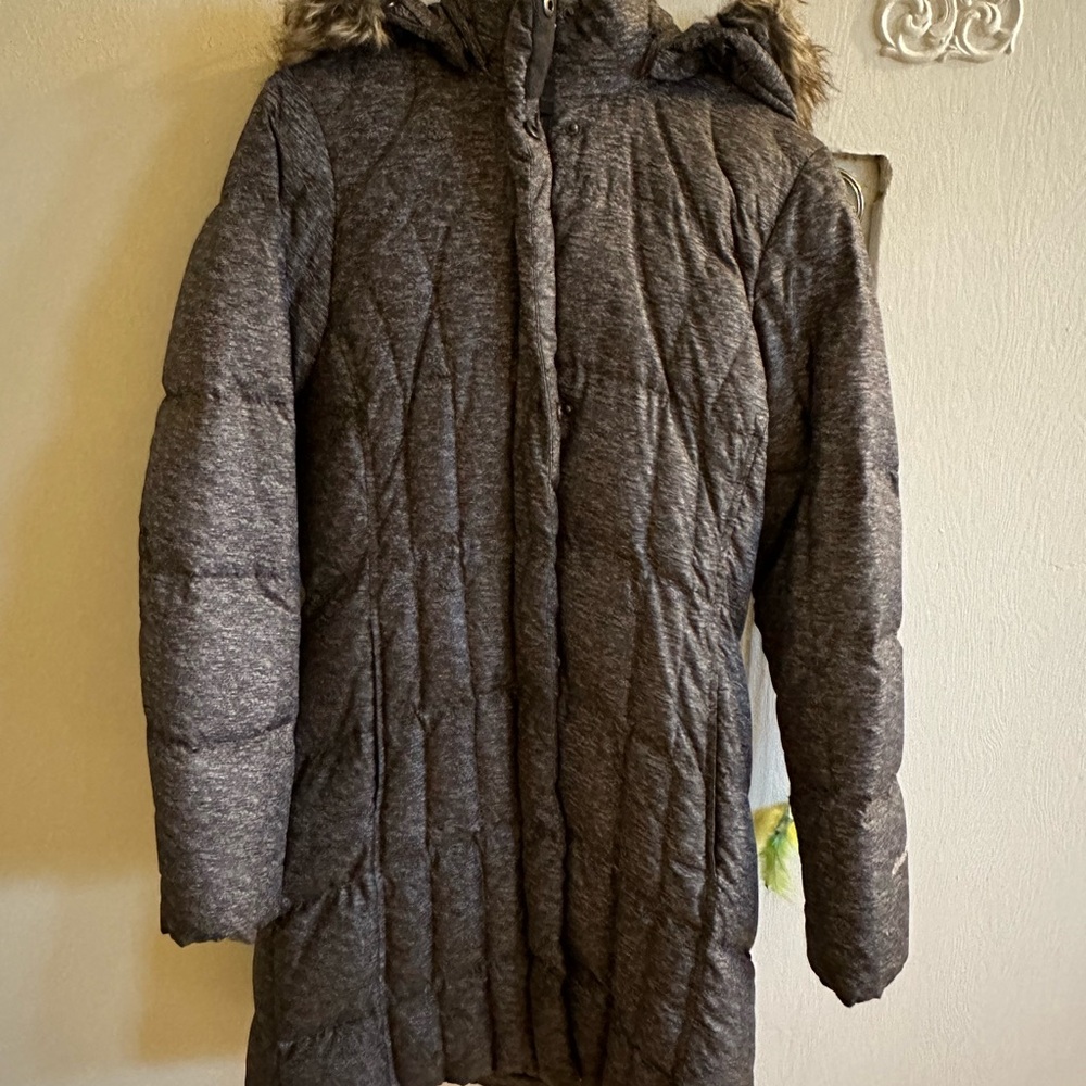 Cozy Gray Quilted Winter Coat with Fur Hood
